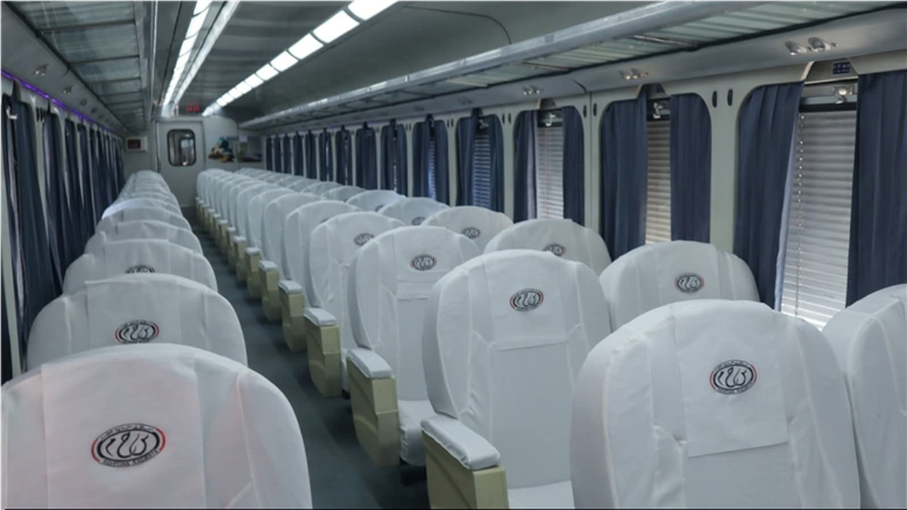 تحديثات مرتقبة.. مواعيد وأسعار قطارات VIP PREMIUM الجديدة كليًا قبل البدء بالحجز